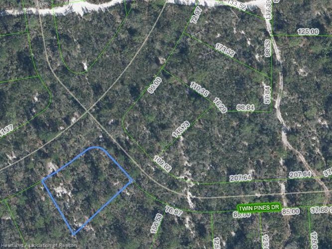 1201 Twin Pines Drive, Sebring, Florida 33852