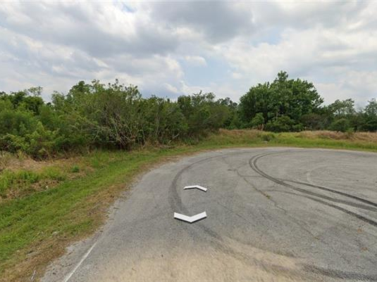 6857 Dickinson Drive, Sebring, Florida 33872